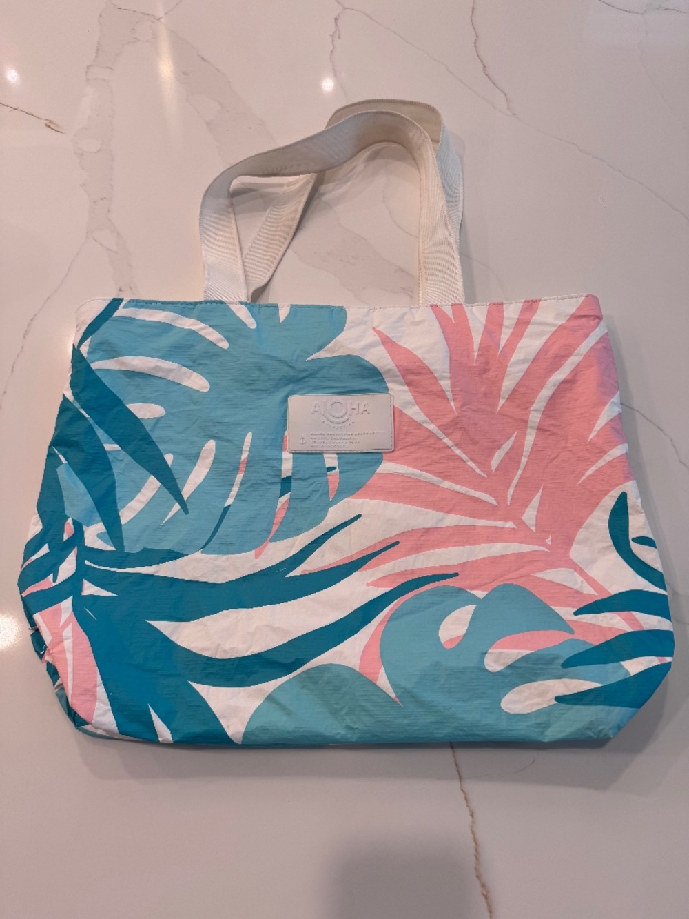 ALOHA Collection Day Tripper Water Resistant Tote Bag in the Tropics Print